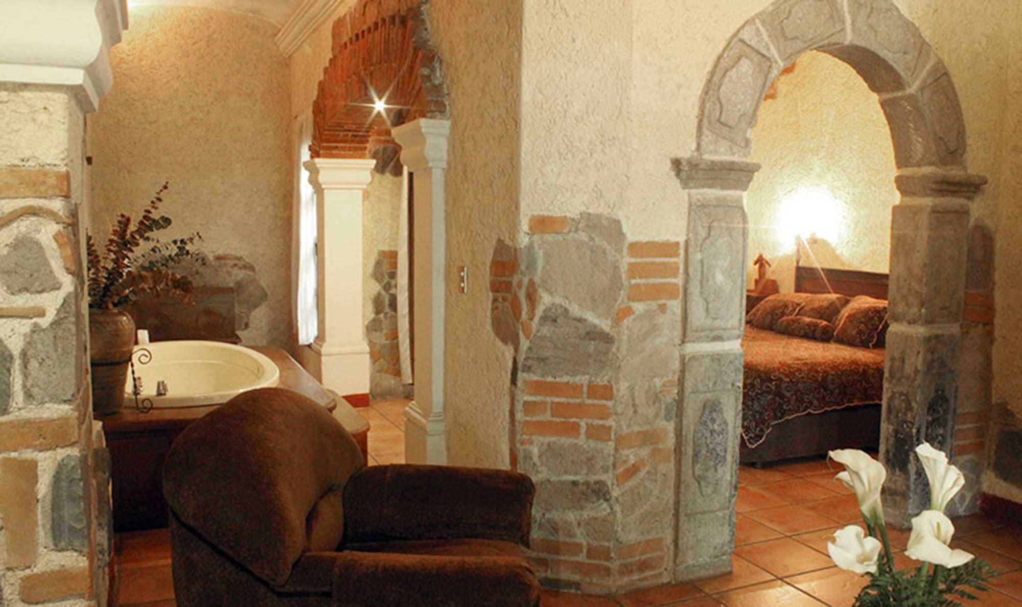 Hotel Real Plaza Antigua Exterior photo