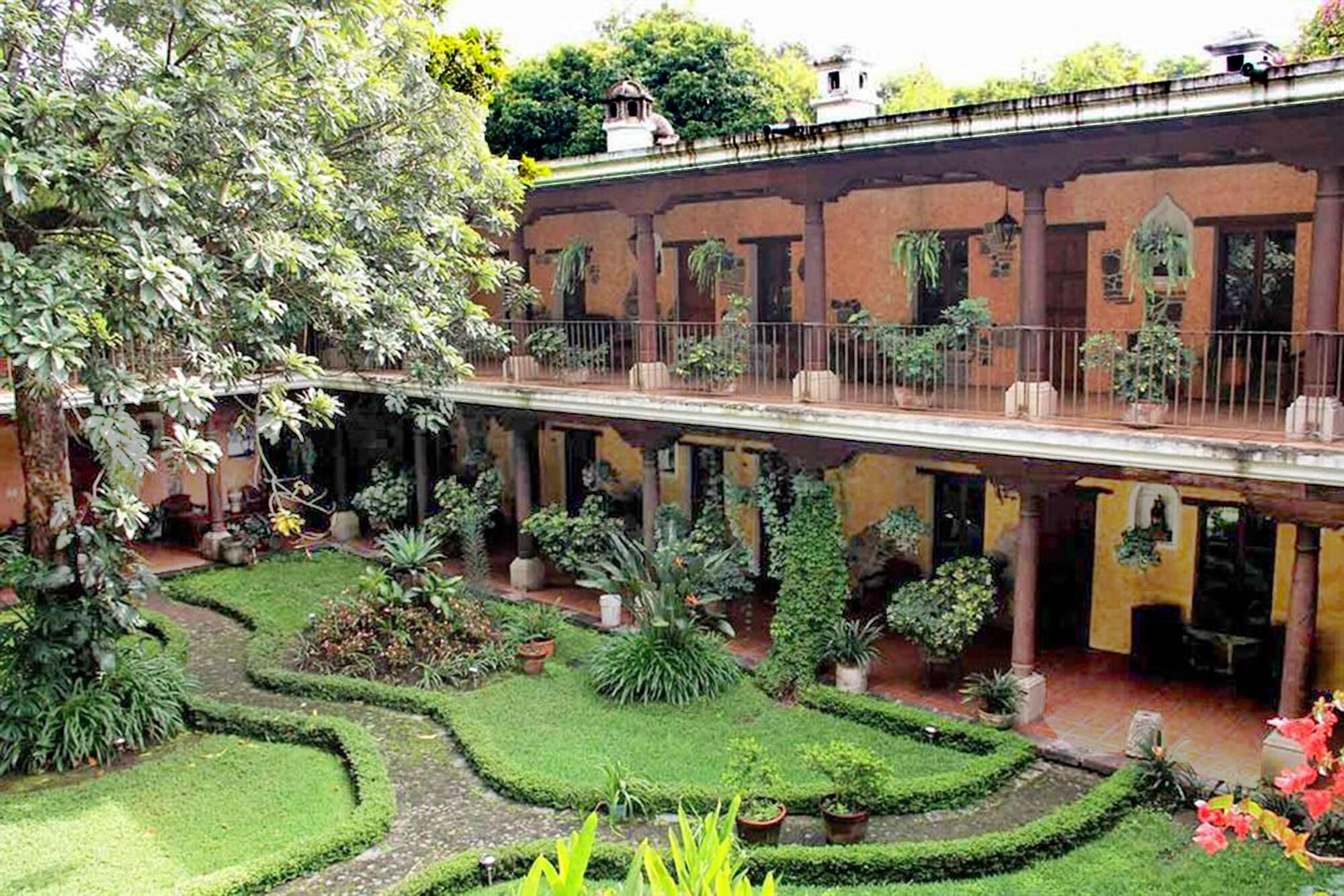 Hotel Real Plaza Antigua Exterior photo