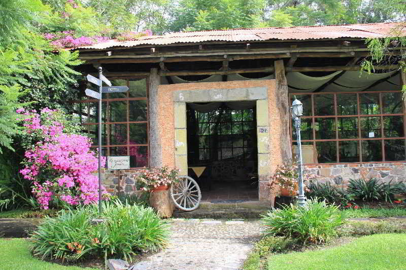 Hotel Real Plaza Antigua Exterior photo